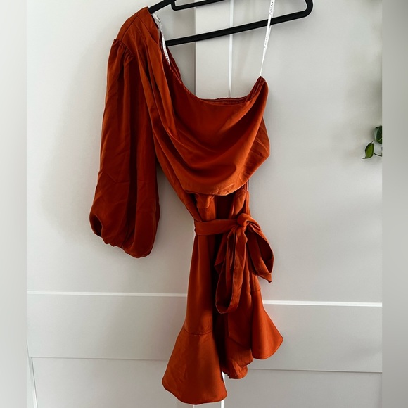Tussah Elegant One-Shoulder Orange Dress - Picture 3 of 3